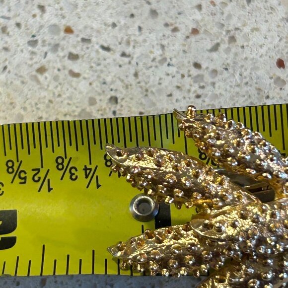 Vintage Sarah Coventry Brooch & Clip-On Earrings Set  Gold-Tone Wind Flower - Picture 14 of 16